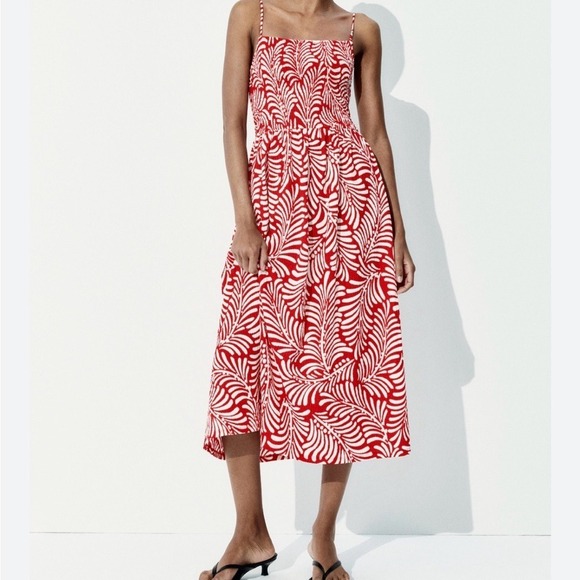 H&M Dresses & Skirts - H&M Red and White Leaf Print Midi Dress